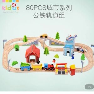 Wooden rail train toy